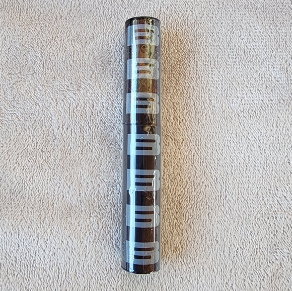 😍BEAUTY FOR CERTAIN Whole Lotta Mascara - Picture 2 of 9